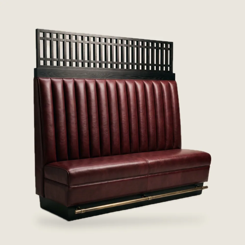 Snug Divider Booth